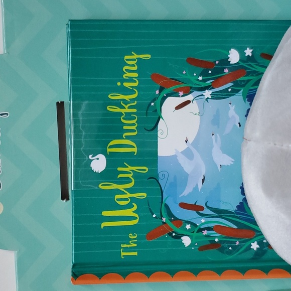 NWT Ugly Duckling Book/Squishees Plush Toy - Picture 3 of 7